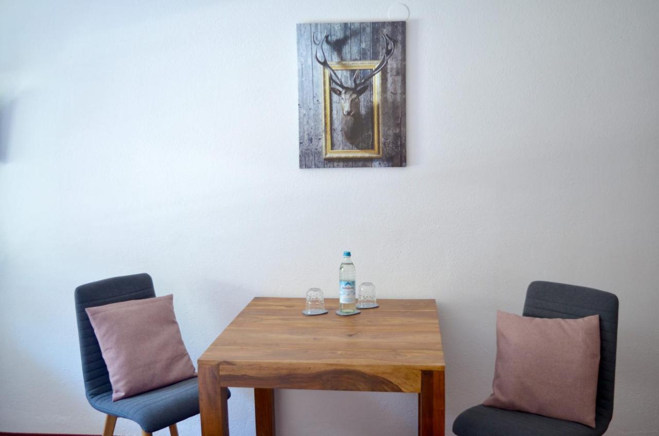 Pension Und Ferienwohnung Frech マルクトシェレンベルク エクステリア 写真